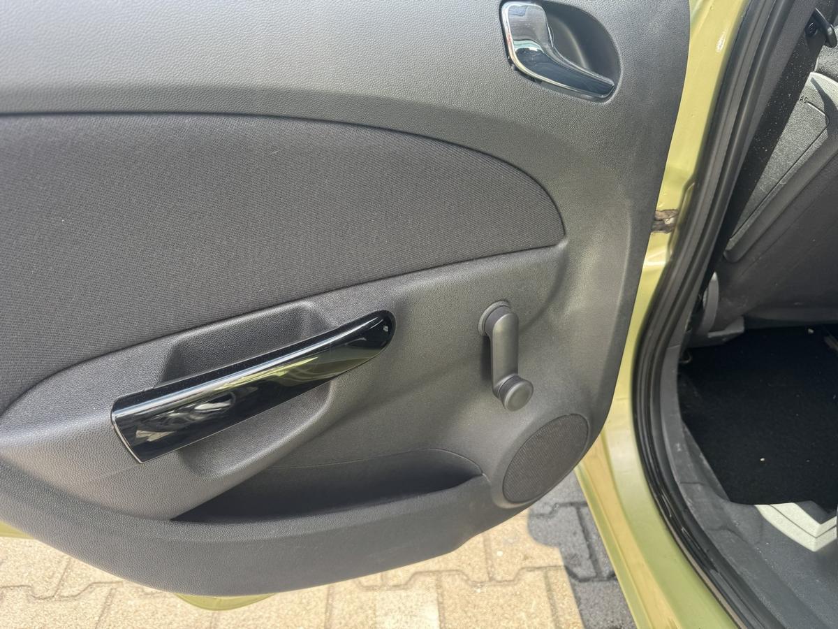 Opel Corsa D original T&uuml;r hinten links Z30E Green Tea Metallic Rohbau Bj.2006